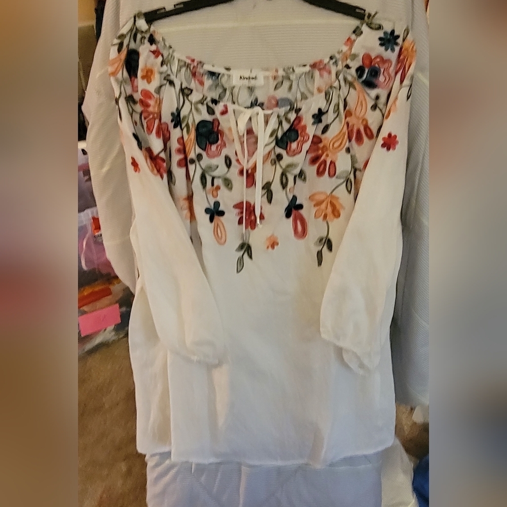 Embroidered White Peasant Tunic with Tie Neck